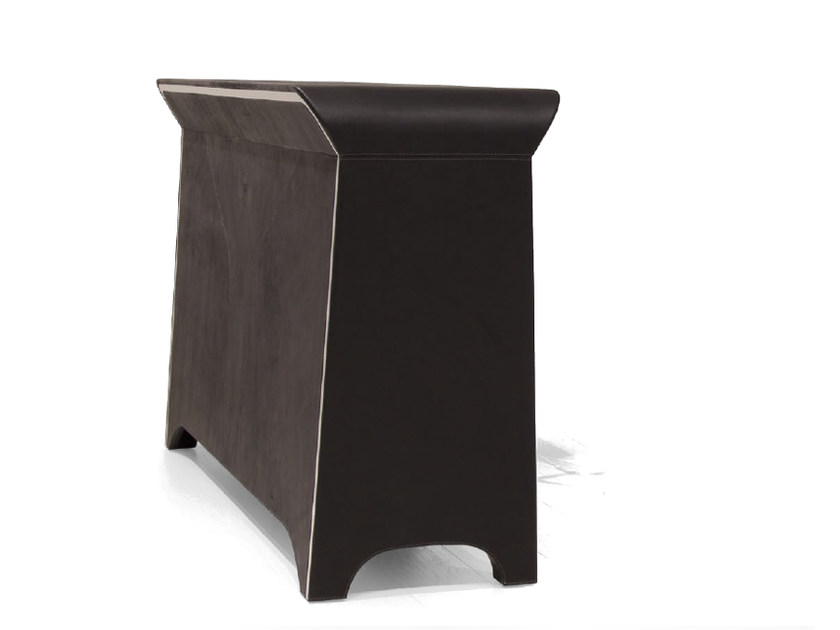 V077 | Office reception desk